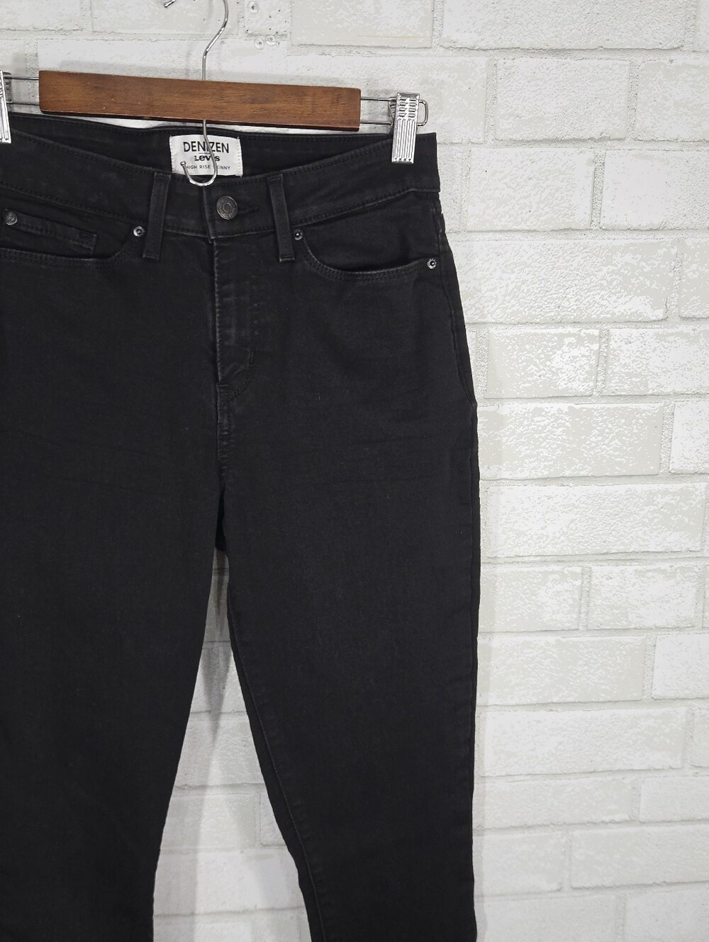 Denizen from Levi's high rise skinny jeans - Picture 4 of 16